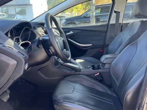 Used 2012 Ford Focus SEL image 16