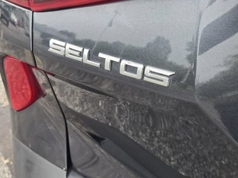 Used 2022 Kia Seltos SX AWD/4WD image 9