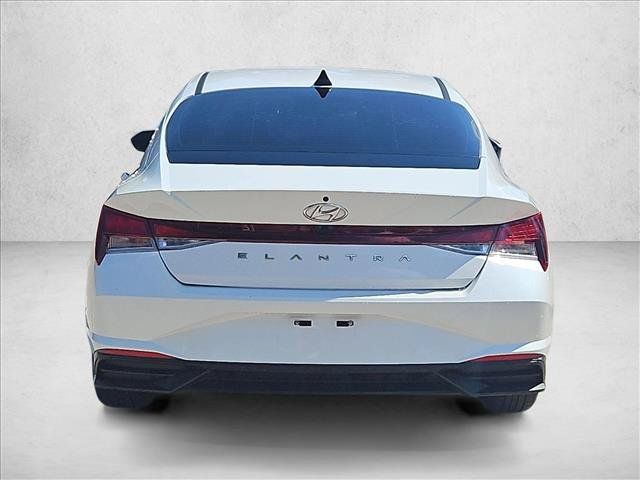 Used 2021 Hyundai Elantra SEL w/ Convenience Package FWD image 6