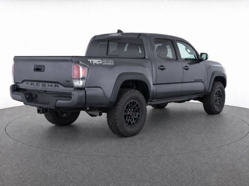 Used 2021 Toyota Tacoma TRD Off-Road w/ Technology Package AWD/4WD image 5