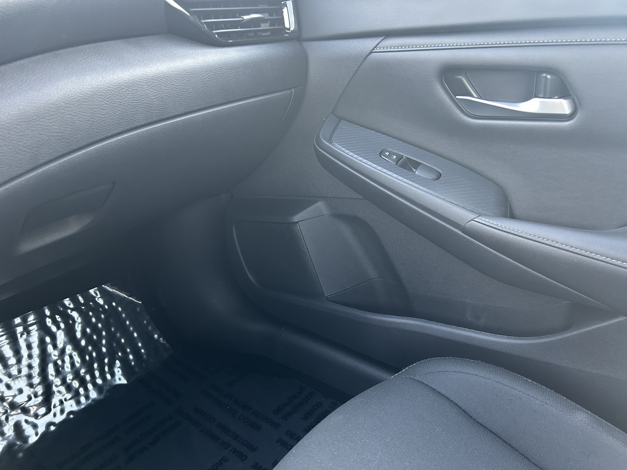 Used 2024 Nissan Sentra SV FWD image 15