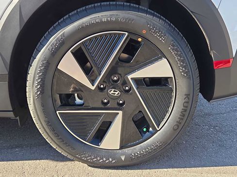 New 2026 Hyundai Ioniq 5 SEL image 14