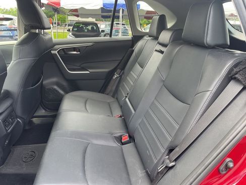Used 2023 Toyota RAV4 XLE Premium FWD image 17