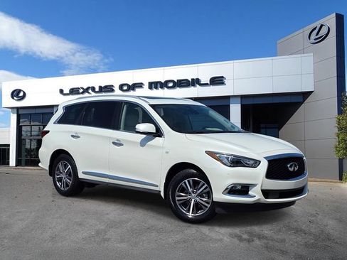 Used 2020 INFINITI QX60 Luxe w/ Essential Package FWD image 1
