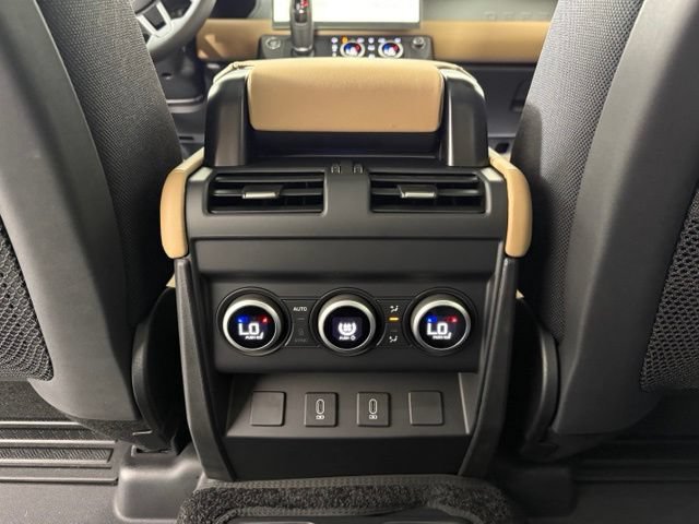 New 2026 Land Rover Defender 130 V8 AWD/4WD image 19