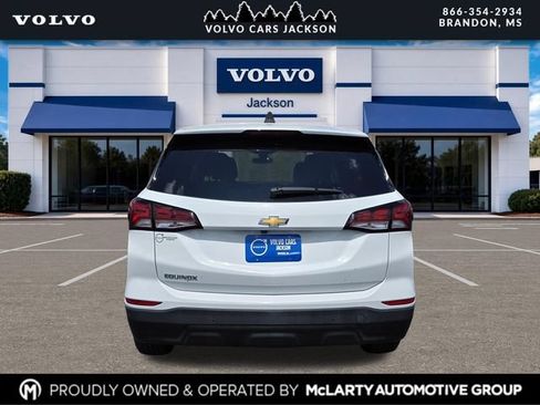 Used 2022 Chevrolet Equinox LS w/ LPO, Floor Liner Package FWD image 5