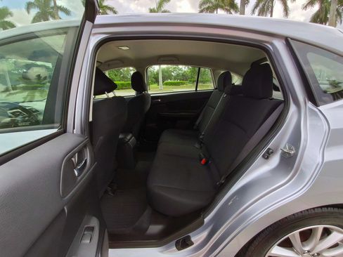 Used 2014 Subaru Impreza 2.0i Premium w/ All-Weather Package w/CVT AWD/4WD image 31