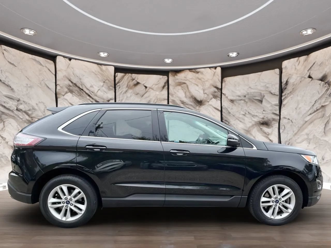 Used 2015 Ford Edge SEL w/ Equipment Group 201A AWD/4WD image 8