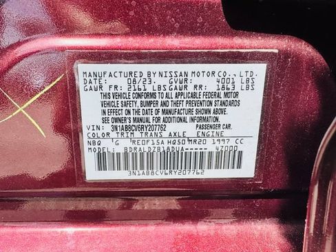 Used 2024 Nissan Sentra SV FWD image 11