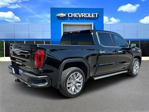 Used 2023 GMC Sierra 1500 Denali w/ Denali Reserve Package image 3