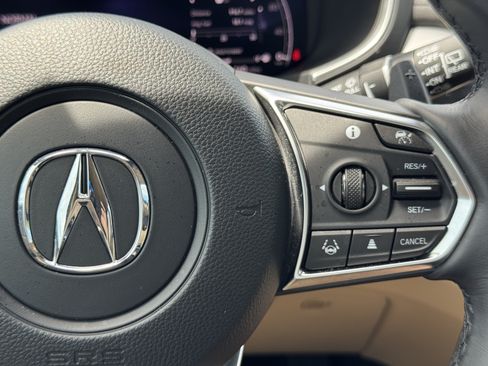 Used 2024 Acura MDX SH-AWD w/ Technology Package image 31