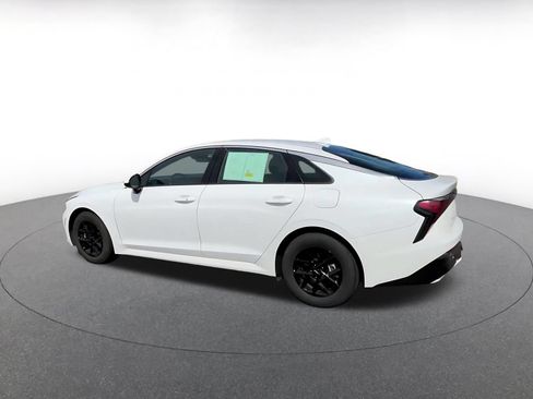 Used 2025 Kia K5 LXS FWD image 11