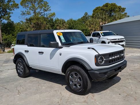 Used 2025 Ford Bronco Big Bend AWD/4WD image 2