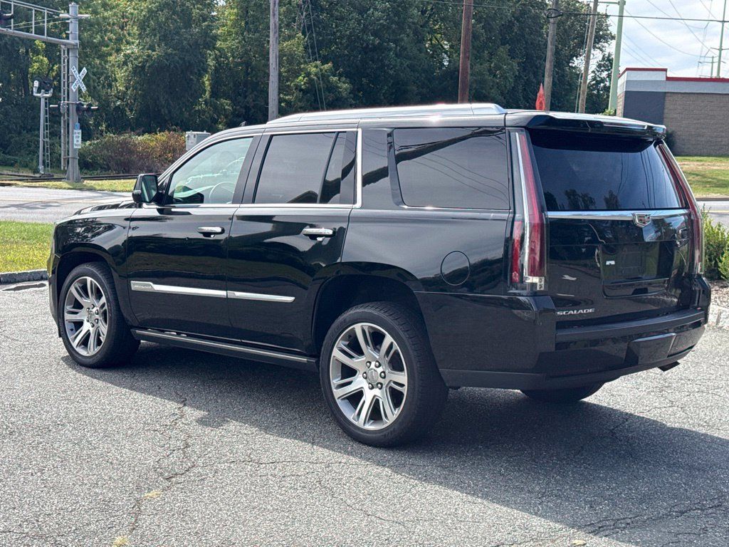 Used 2016 Cadillac Escalade Premium AWD/4WD image 5