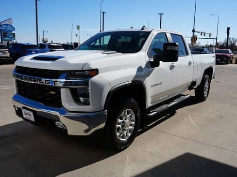 Used 2022 Chevrolet Silverado 3500 LT w/ Convenience Package image 29