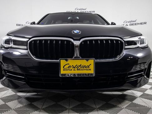 Used 2023 BMW 530i w/ Premium Package RWD image 5