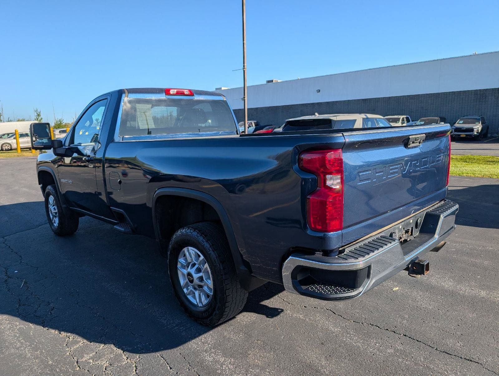 Used 2022 Chevrolet Silverado 2500 LT w/ Convenience Package AWD/4WD image 6