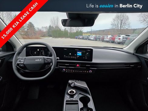 New 2025 Kia EV6 Light w/ Light LR Technology Package image 17