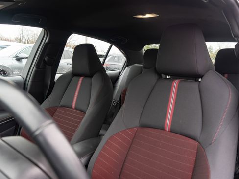 Used 2023 Toyota Corolla SE image 10