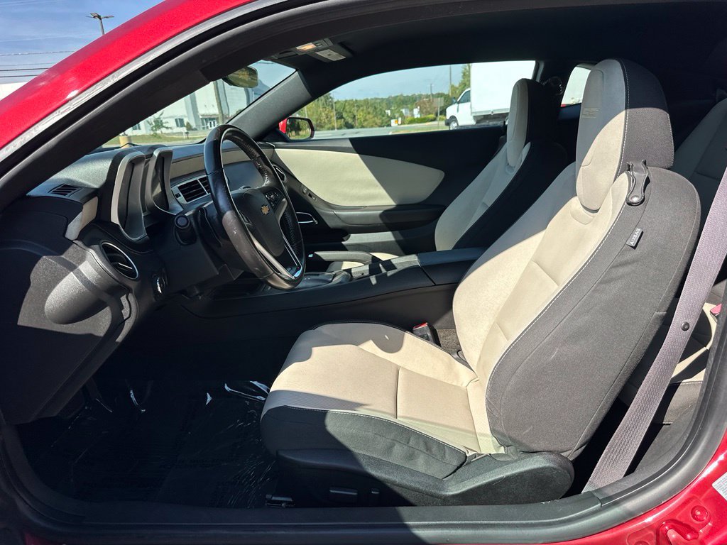 Used 2014 Chevrolet Camaro SS w/ RS Package RWD image 11