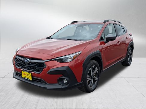Used 2025 Subaru Crosstrek 2.5i Premium AWD/4WD image 3