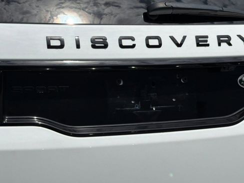 Used 2022 Land Rover Discovery Sport SE R-Dynamic AWD/4WD image 25