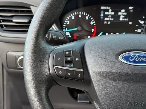 Used 2021 Ford Escape SE image 49