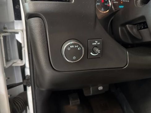 Used 2025 GMC Savana 3500 LT w/ LT Preferred Equipment Group RWD image 33