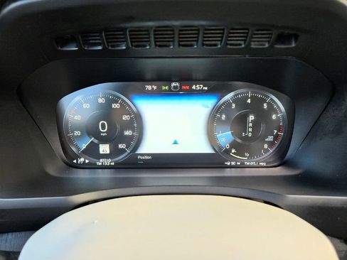 Used 2020 Volvo XC90 T5 Momentum w/ Protection Package Premier image 30
