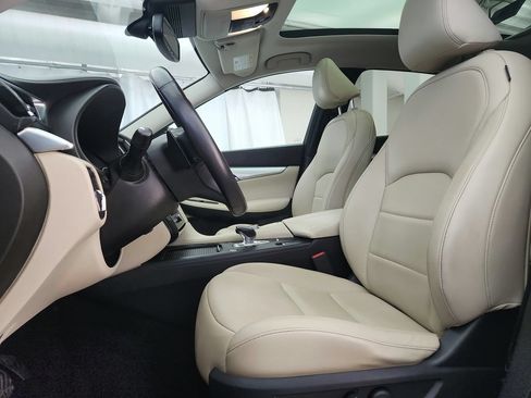 Used 2021 INFINITI QX50 Luxe AWD/4WD image 11