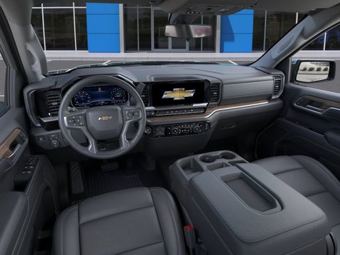 New 2026 Chevrolet Silverado 1500 LT w/ Leather Package AWD/4WD image 15