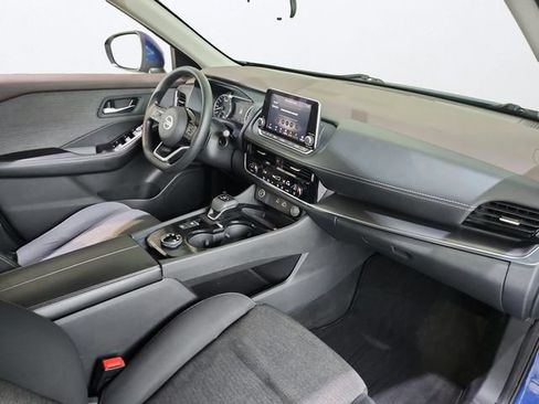 Used 2021 Nissan Rogue SV AWD/4WD image 21