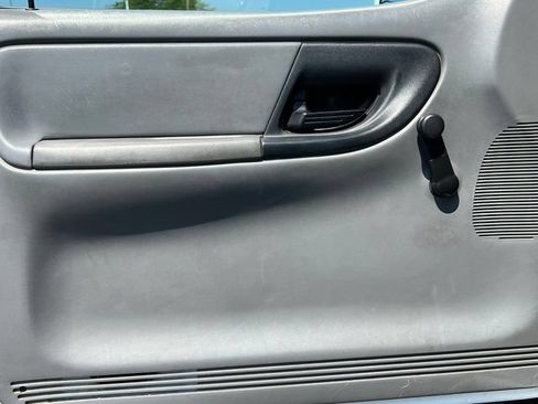 Used 2011 Ford Ranger XL RWD image 16