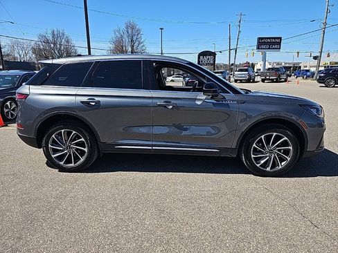 Used 2024 Lincoln Corsair AWD w/ Equipment Group 101A image 6