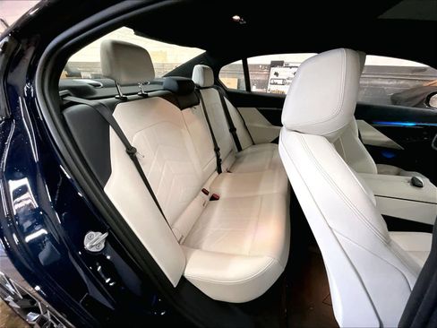 Certified 2026 BMW i5 eDrive40 w/ M Sport Package RWD image 29