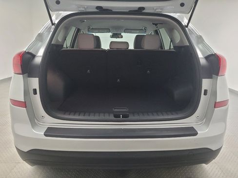 Used 2019 Hyundai Tucson SE AWD/4WD image 29