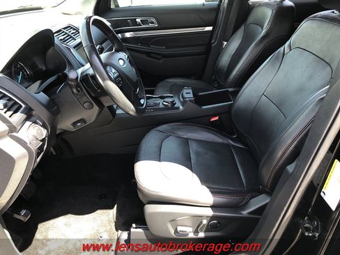 Used 2017 Ford Explorer Sport w/ Equipment Group 401A AWD/4WD image 11