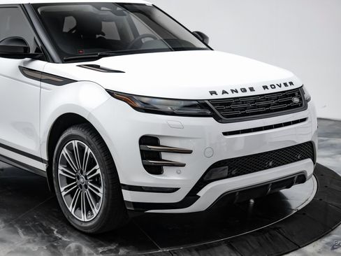 Used 2024 Land Rover Range Rover Evoque Dynamic SE image 23
