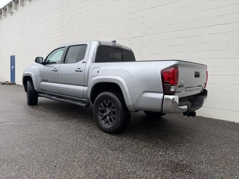 Used 2022 Toyota Tacoma SR5 image 2