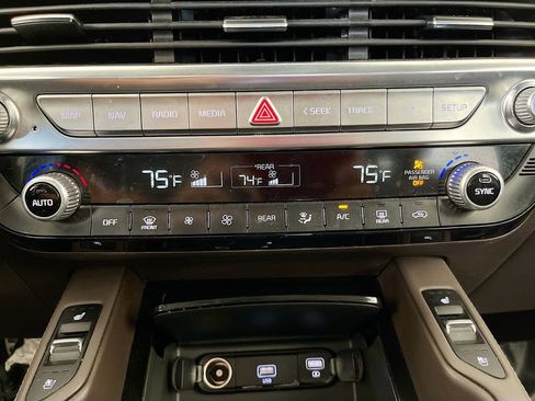 Used 2021 Kia Telluride SX w/ Nightfall Edition Package image 16