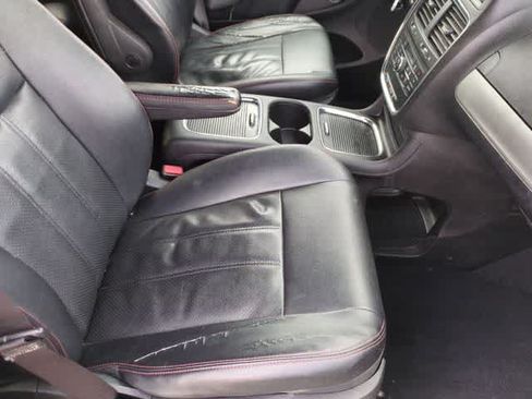 Used 2019 Dodge Grand Caravan GT FWD image 20