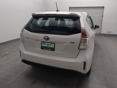 Used 2015 Toyota Prius V Two image 7