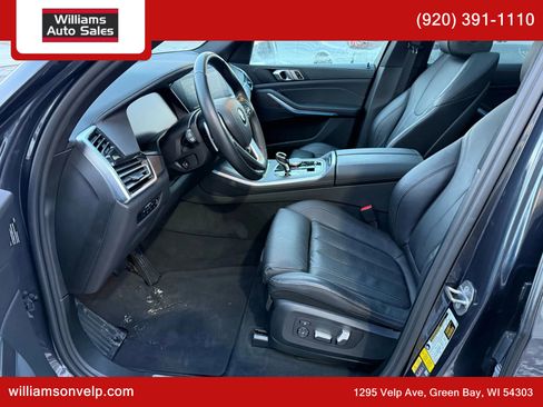Used 2022 BMW X5 xDrive45e w/ Parking Assistance Package image 10