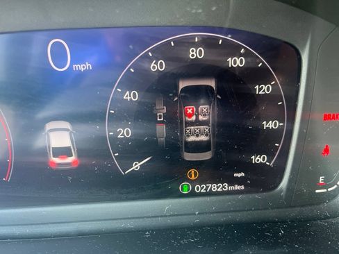 Used 2023 Honda Accord EX image 5