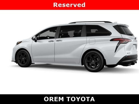 New 2026 Toyota Sienna XLE Woodland Edition image 5