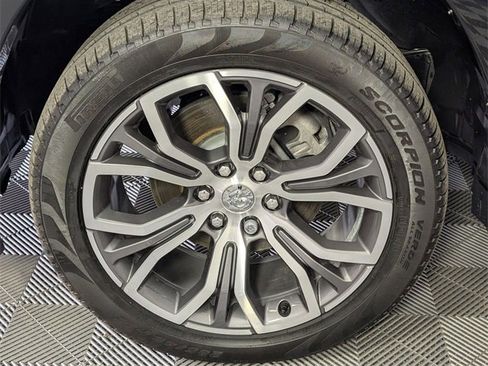 Used 2025 RAM 1500 Tungsten image 8