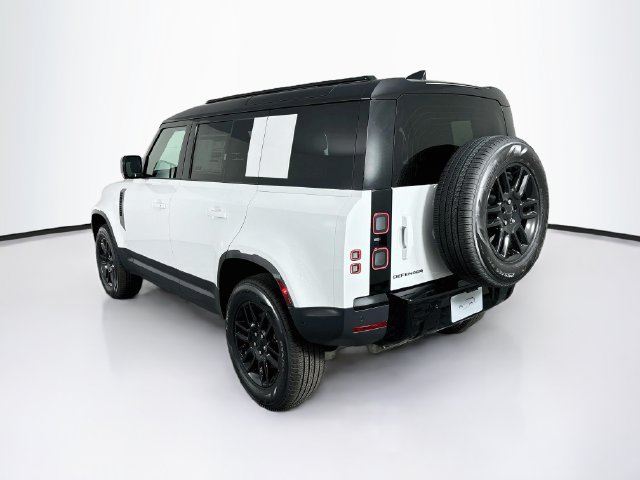 New 2026 Land Rover Defender 110 S AWD/4WD image 7