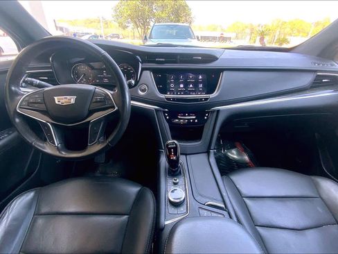 Used 2022 Cadillac XT5 Premium Luxury w/ LPO, Premium Carpet Package image 15