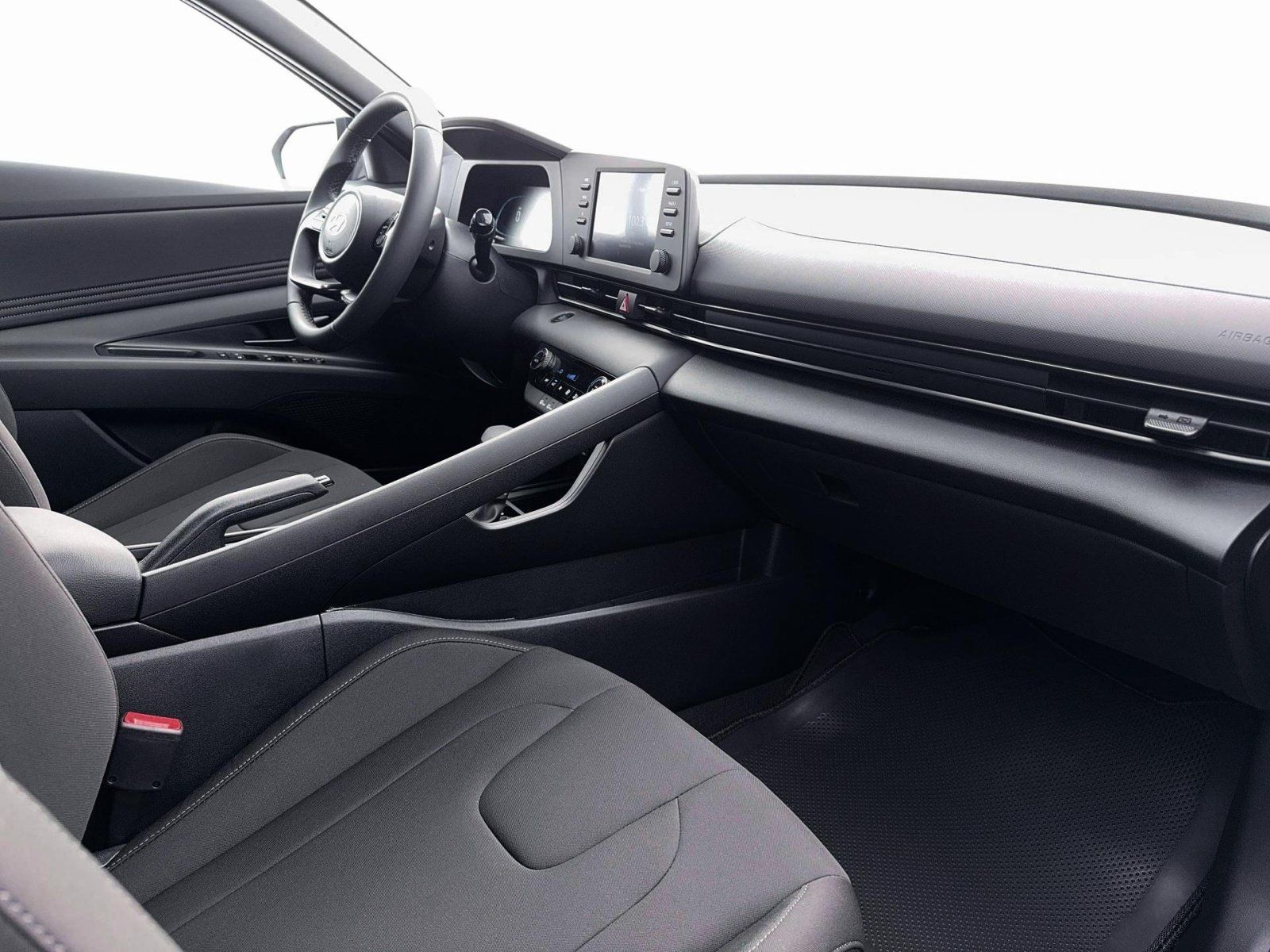 New 2026 Hyundai Elantra Sport FWD image 15