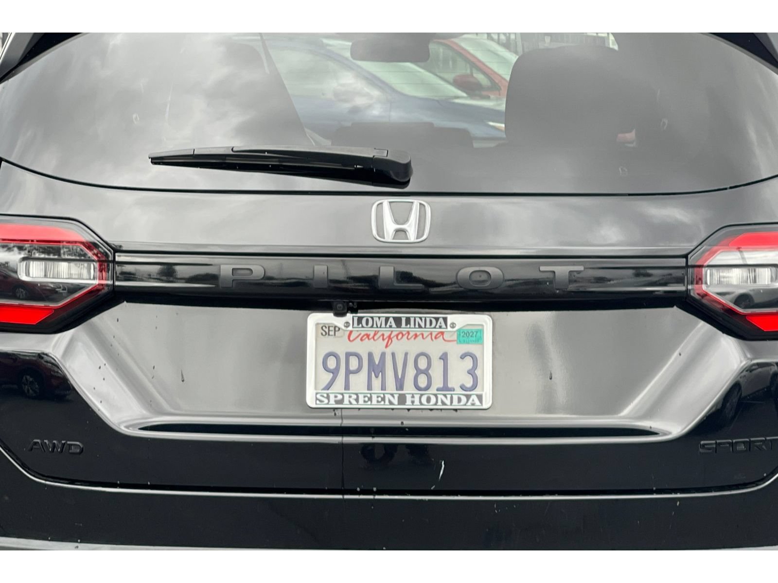 Used 2025 Honda Pilot Sport image 15
